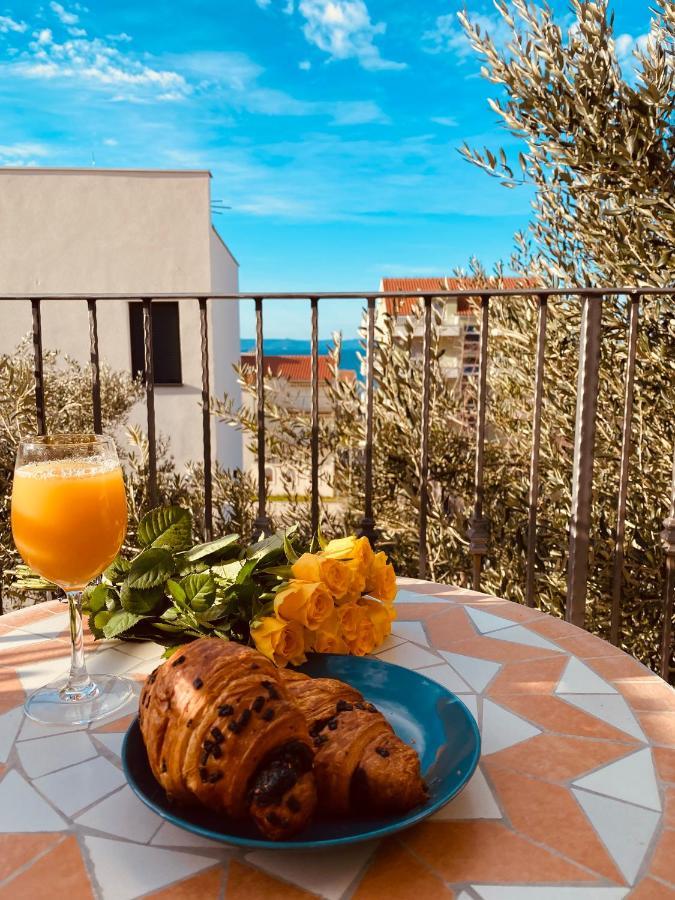 Mediteran Tučepi Eksteriør billede
